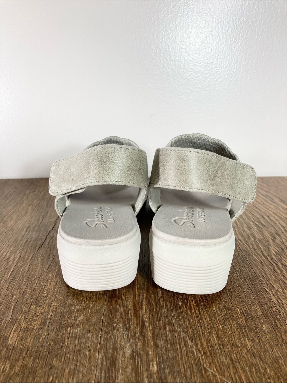 Skechers Arya-On the Rise Slingback Sandal Women’s Size 7 Taupe - Picture 4 of 9